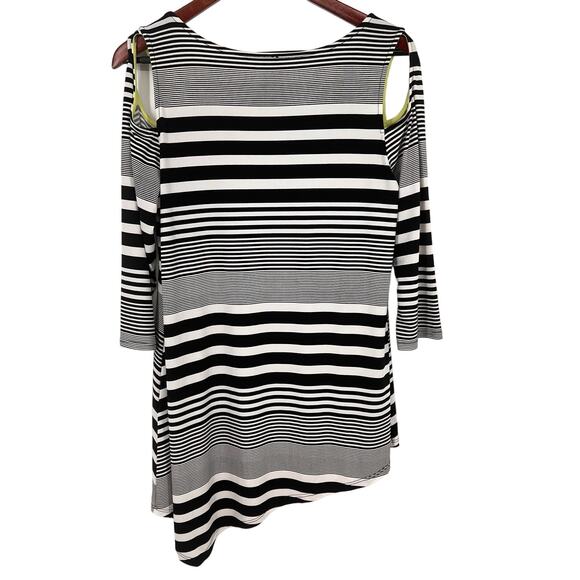 IC by Connie K Sz Medium Stretchy Cold Shoulder Wearable Art to Wear Shirt Top - Picture 8 of 8